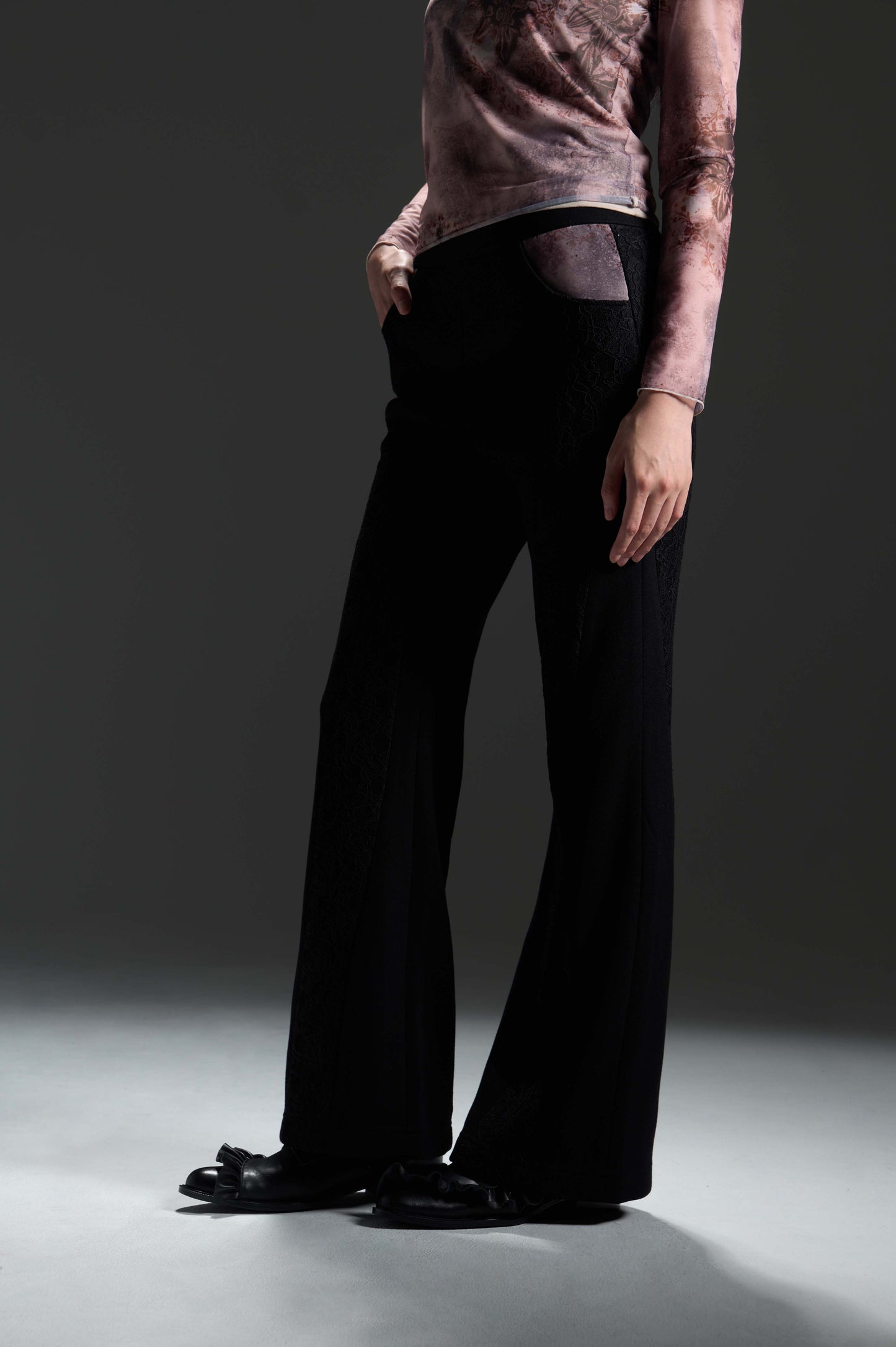 LL羊毛蕾絲褲-羊毛保暖印花蕾絲喇叭褲