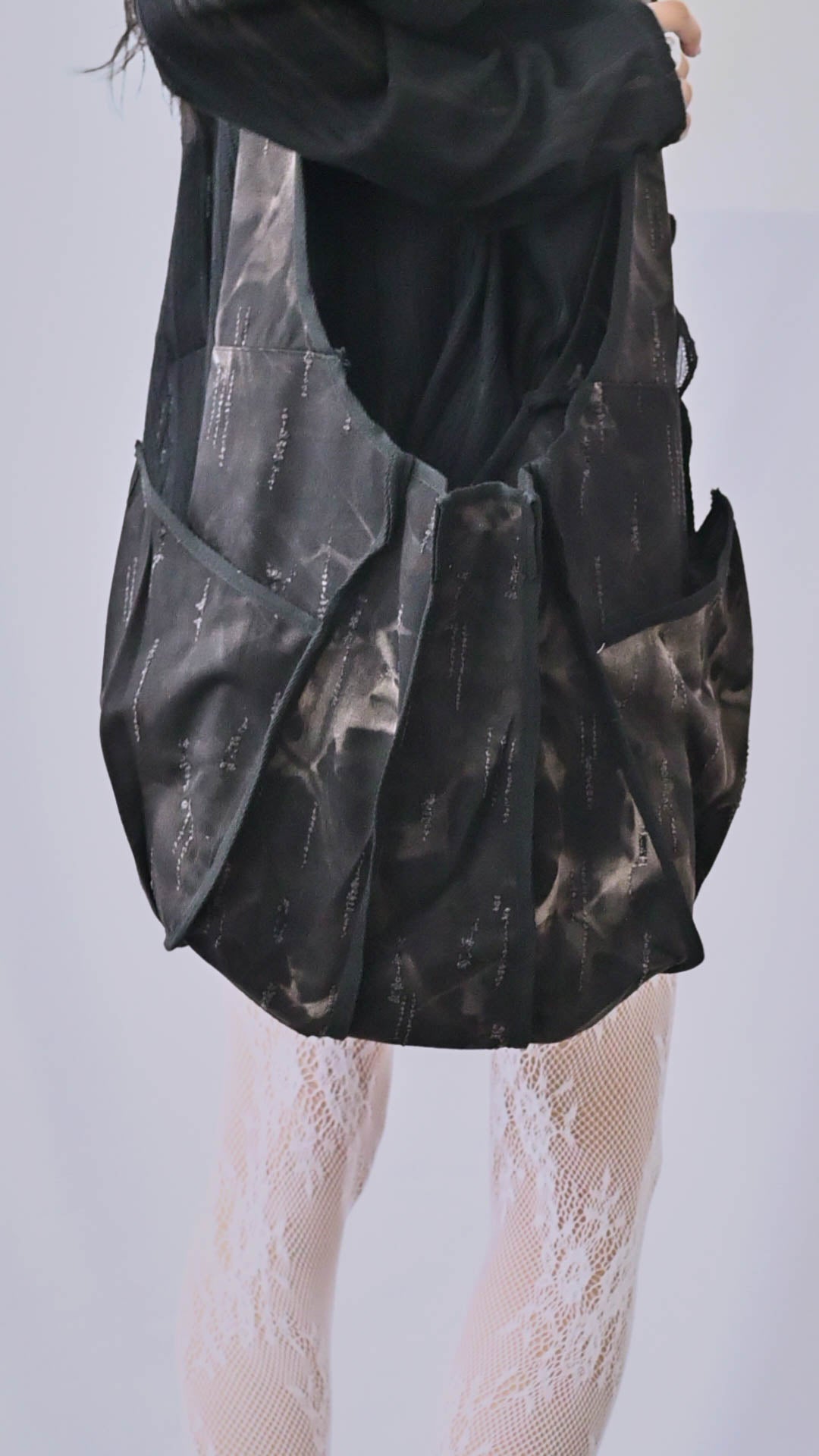 Terrway x 聯名燒花側背包