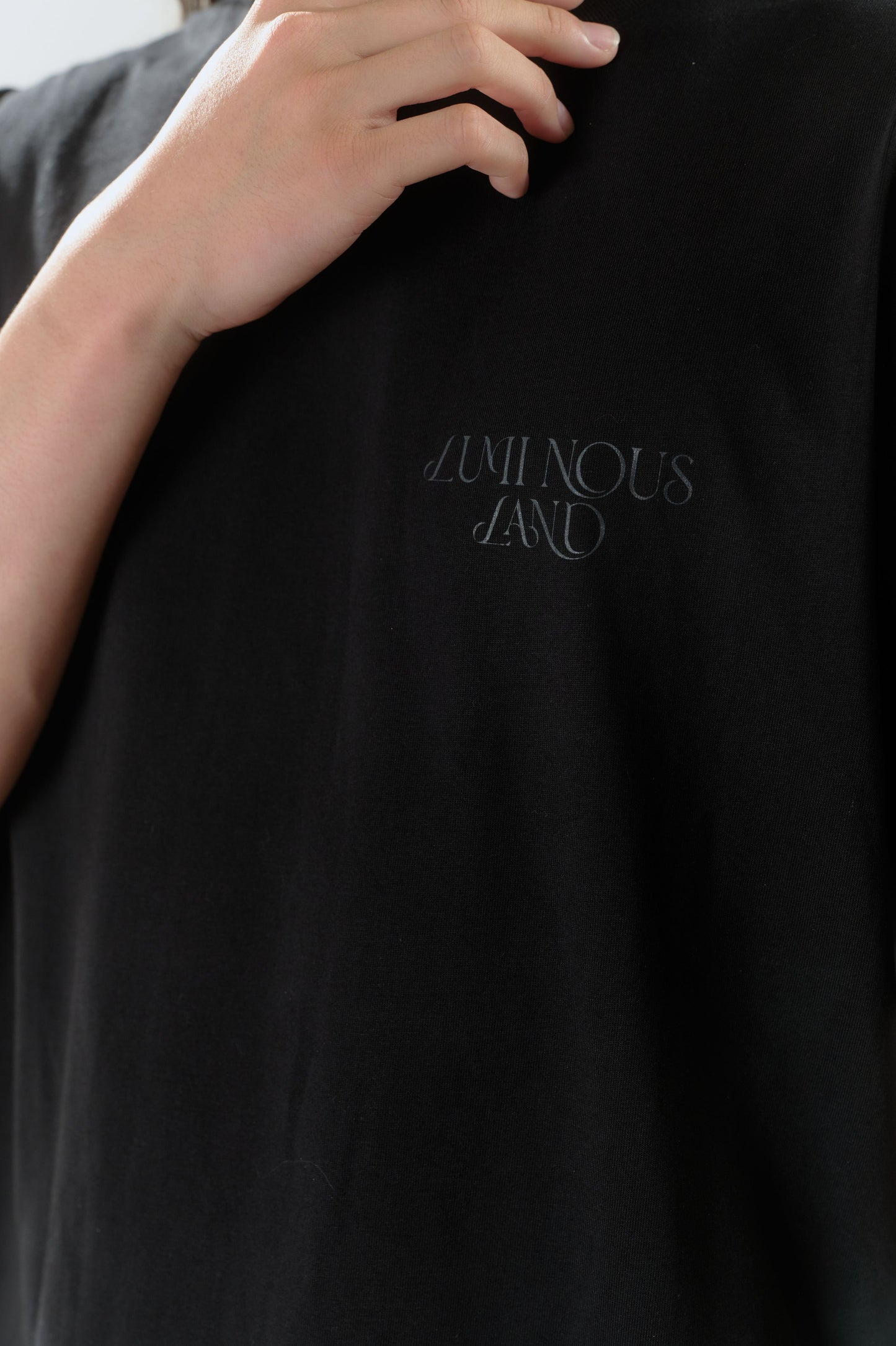 LL Ember 品牌後印花T恤