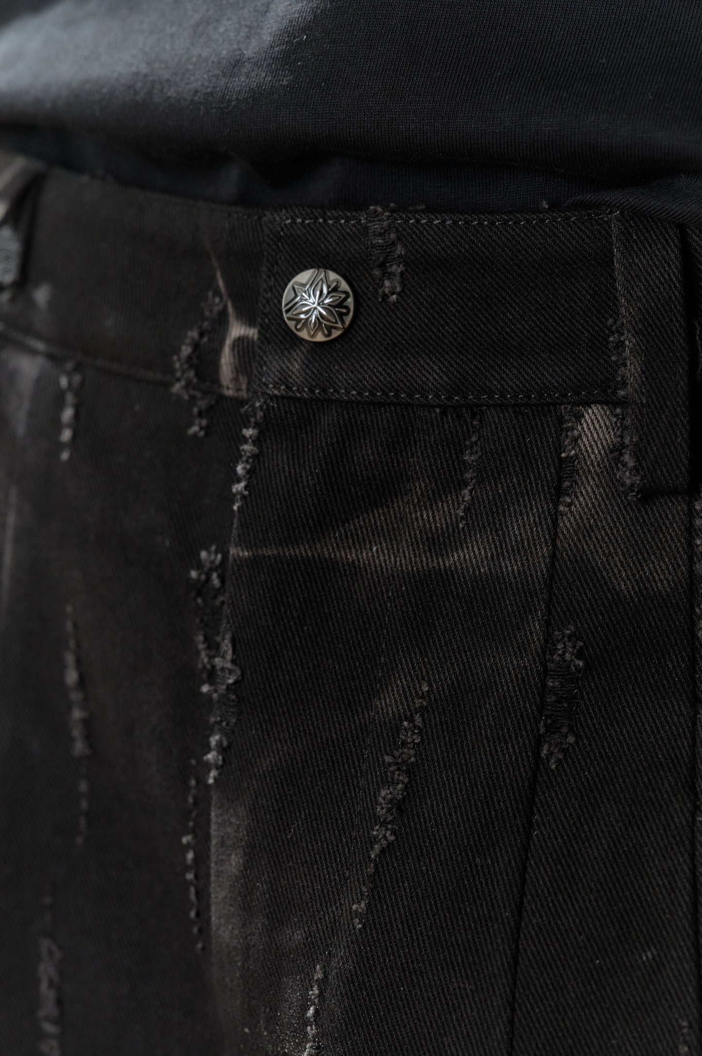 LL Ember 褲子-特殊水洗破壞蕾絲牛仔褲