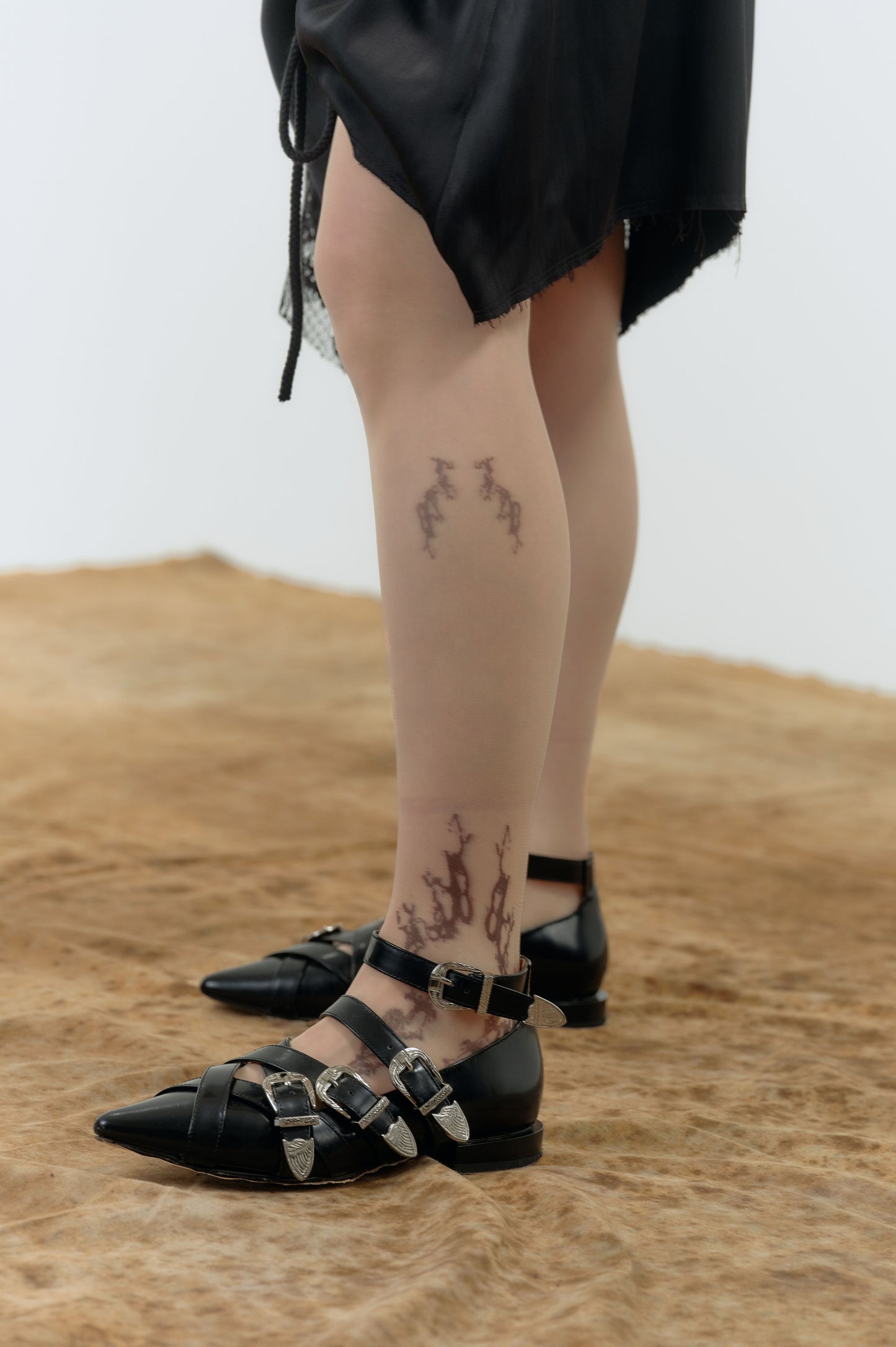 LL Ember燃燒膚色刺青絲襪