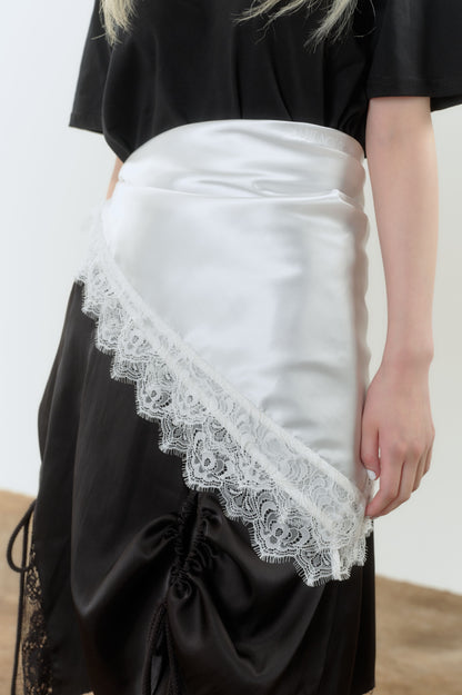 𝑳𝑳 𝑬𝒎𝒃𝒆𝒓 𝒔𝒄𝒂𝒓𝒇-絲緞蕾絲多用途方巾平口上衣